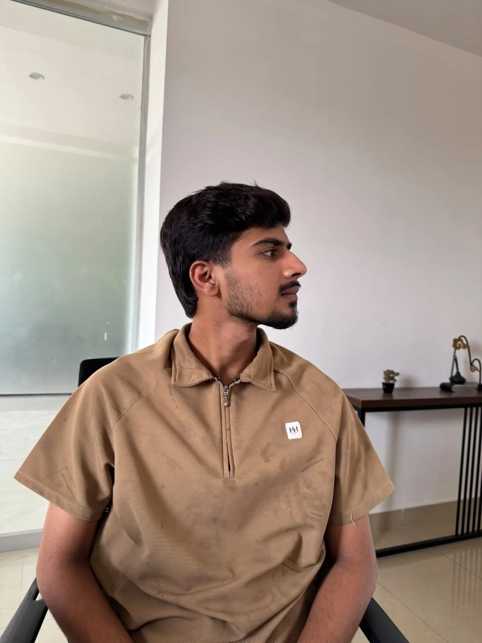 Additional side portrait of Shahzaib